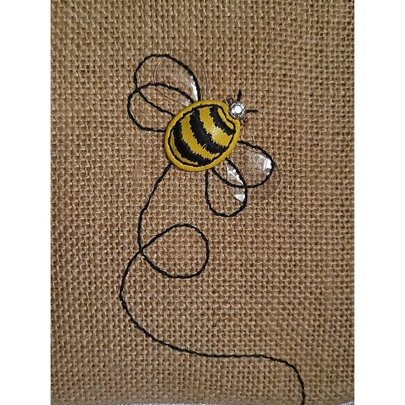 Coach(8672) 2005 Vintage Limited Edition Burlap Demi Bag - Picture 6 of 16